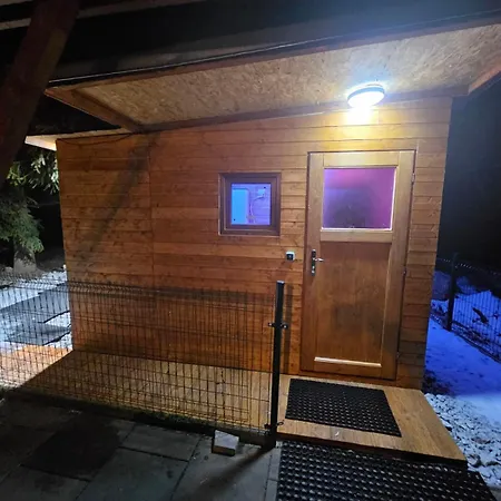 アパートホテル Apartmanovy Dom Krivan 3*