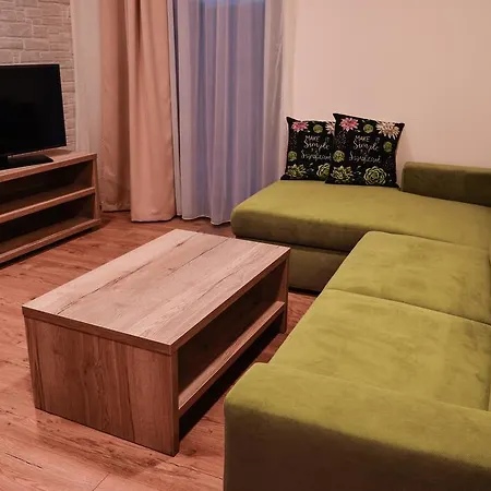 Aparthotel Apartmanovy Dom Krivan Bešeňová