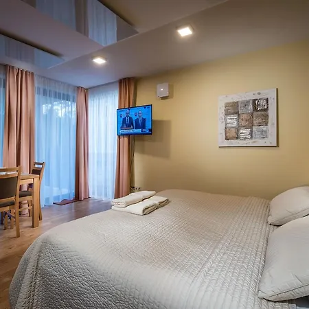 Apartmanovy Dom Krivan Bešeňová