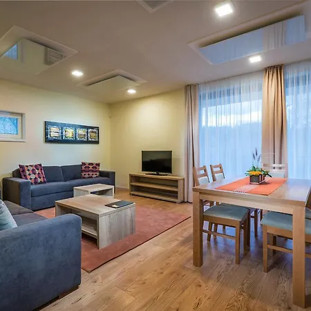 Apartmanovy Dom Krivan 3*