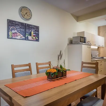 Apartmanovy Dom Krivan 3*