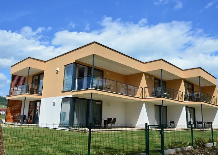 Apartmanovy Dom Krivan Bešeňová