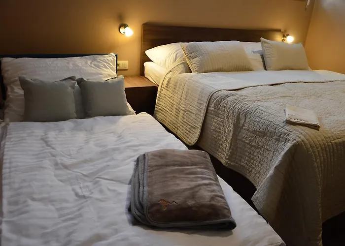 Apartmanovy Dom Krivan アパートホテル Bešeňová