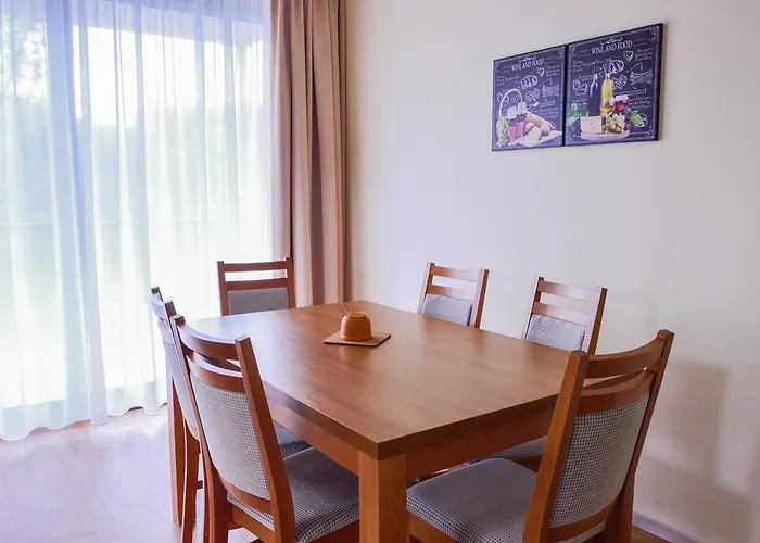 Apartmanovy Dom Krivan アパートホテル