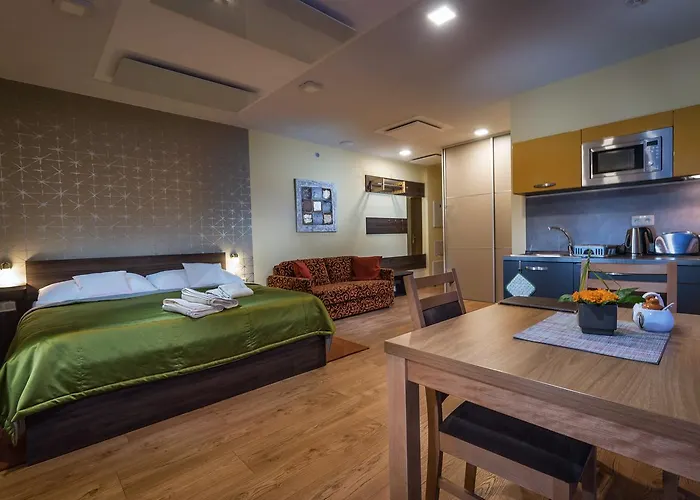 アパートホテル Apartmanovy Dom Krivan Bešeňová