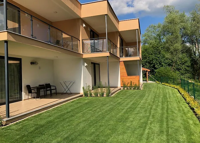 アパートホテル Apartmanovy Dom Krivan 3*